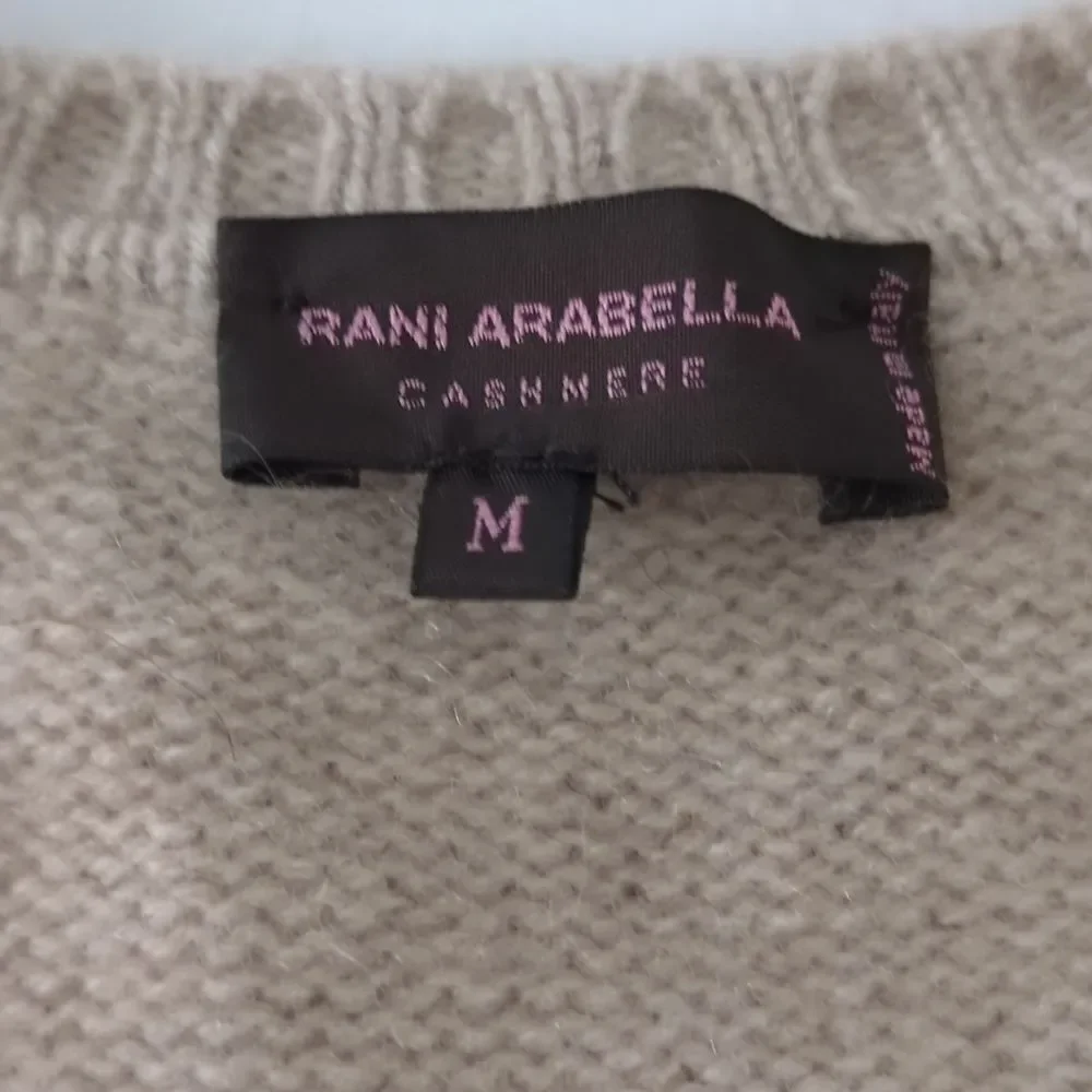 Rani Arabella cashmere vest sweater - Picture 3 of 6